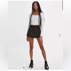 Levi’s Women’s Skort - Black Denim